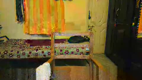 vicky online show from 05/11/26, 05:21
