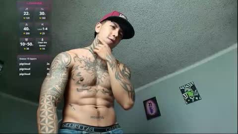 Snapshot of nickhot0609 chatting on 10/24/25, 10:55 Nickhot0609 online show from 10/24/25, 10:55