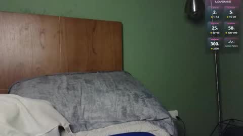 Snapshot of nickjordan1 chatting on 11/08/25, 10:52 Nicolas online show from 11/08/25, 10:52