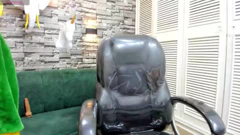Nickk Wolff online show from 11/23/25, 03:39