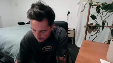 Snapshot of nickmaxx541 chatting on 12/29/24, 12:23 Nick maxx online show from 12/29/24, 12:23