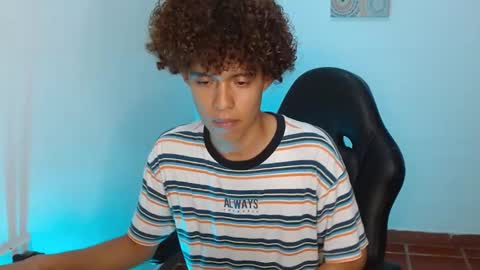 Nickolas Muoz online show from 12/24/24, 06:33