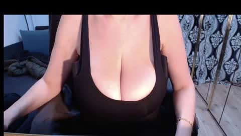 Nicky online show from 01/10/26, 07:21