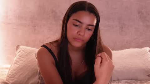 Snapshot of nicky_and_blake chatting on 12/20/25, 02:07 nicky and blake online show from 12/20/25, 02:07