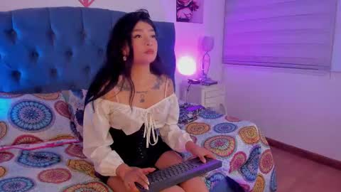 nicky_as online show from 12/18/25, 07:36