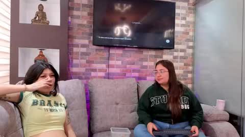 Snapshot of nicky_as chatting on 05/26/26, 03:41 nicky_as online show from 05/26/26, 03:41