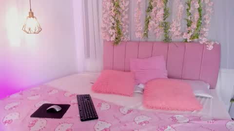 nicky_bonny18 online show from 02/05/26, 12:10