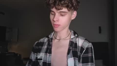 Snapshot of nicky_mart chatting on 10/28/25, 07:23 Nicki Danny online show from 10/28/25, 07:23