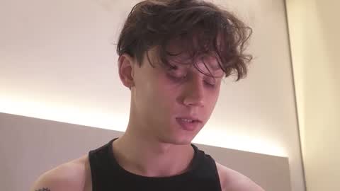 Snapshot of nicky_neal chatting on 11/03/25, 12:28 Nicky Neal online show from 11/03/25, 12:28