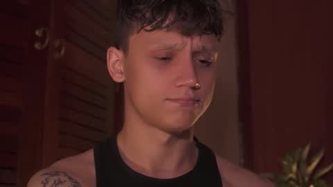 Snapshot of nicky_neal chatting on 11/26/25, 11:28 Nicky Neal online show from 11/26/25, 11:28