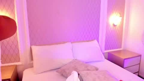 Snapshot of nicky_peyton chatting on 11/27/25, 02:35 Nicky online show from 11/27/25, 02:35