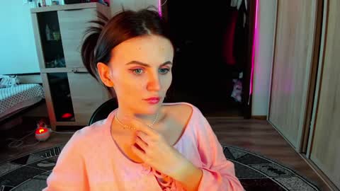 Nicky Weekends online show from 02/05/25, 08:00