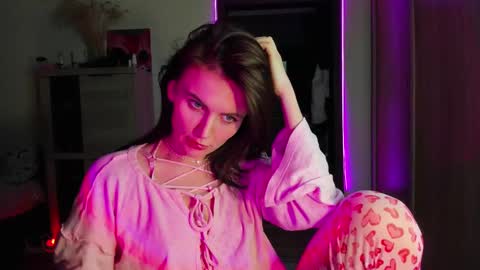 Nicky Weekends online show from 02/14/25, 05:57