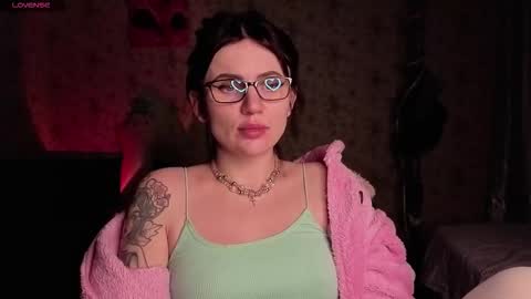 Nicky Weekends online show from 01/31/26, 10:30