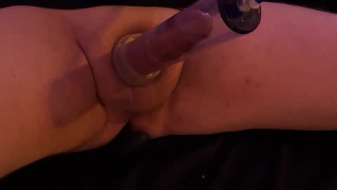 Snapshot of nicle12 chatting on 10/24/25, 07:10 nicle12 online show from 10/24/25, 07:10