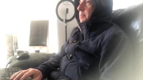 Snapshot of nico181969 chatting on 11/22/25, 01:10 Nico online show from 11/22/25, 01:10