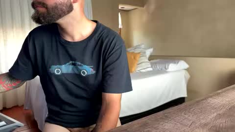 nicolas online show from 03/05/26, 03:30