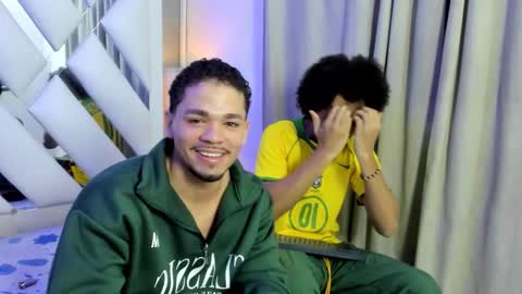 Snapshot of nico_blaze7 chatting on 11/14/25, 01:21 nico_blaze7 online show from 11/14/25, 01:21