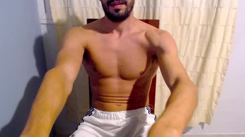 Snapshot of nico_mdz chatting on 02/21/25, 10:07 Nico online show from 02/21/25, 10:07