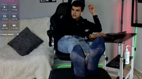 Snapshot of nico_pelusa chatting on 02/25/26, 10:52 Nico online show from 02/25/26, 10:52