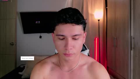 Snapshot of nicocruzz chatting on 09/17/25, 11:56 Nico Cruz online show from 09/17/25, 11:56