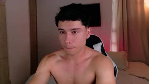 Snapshot of nicocruzz chatting on 09/23/25, 11:57 Nico Cruz online show from 09/23/25, 11:57