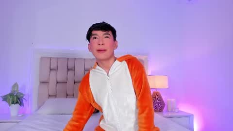 Snapshot of nicocute_ chatting on 06/26/26, 06:56 NICOLAS online show from 06/26/26, 06:56