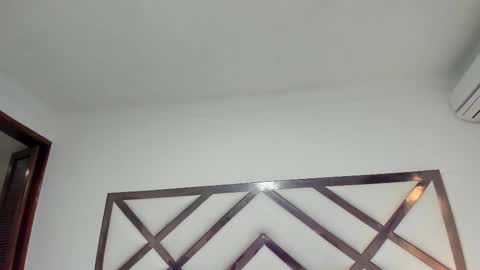 Snapshot of nicohillx chatting on 02/13/26, 09:33 nicohillx online show from 02/13/26, 09:33