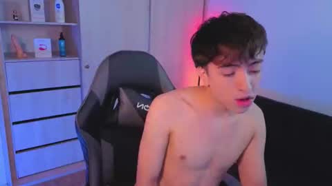 Nicolas online show from 10/02/25, 08:05