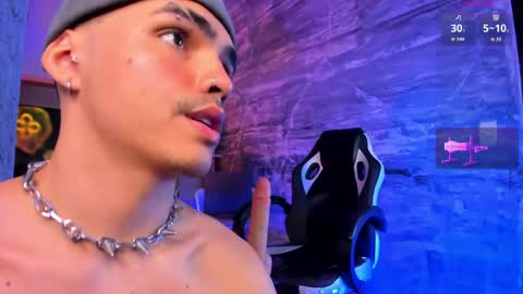 Nico King online show from 04/15/26, 01:51