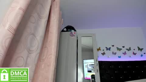 Snapshot of nicol3_0 chatting on 02/22/25, 05:23 Nicole online show from 02/22/25, 05:23