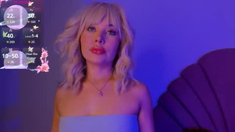 Nicol Gw online show from 10/23/25, 04:34