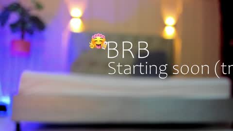 Your baby Nicol  online show from 01/10/25, 12:58