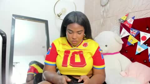 Snapshot of nicol_zurich chatting on 07/03/26, 08:37 NIKOL online show from 07/03/26, 08:37