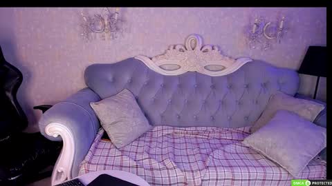 Nicola online show from 03/03/25, 08:16