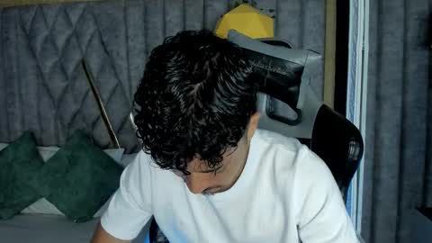 Nicolai online show from 03/12/26, 12:33