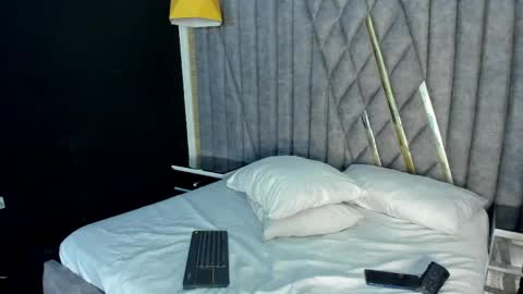 Nicolai online show from 05/09/26, 01:16