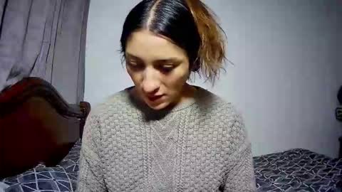 nicolas_and_alexa online show from 02/05/26, 06:01