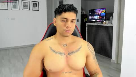 nicolas_montoya online show from 11/06/25, 11:37