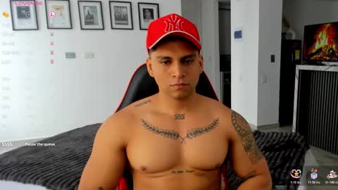 nicolas_montoya online show from 11/07/25, 05:35