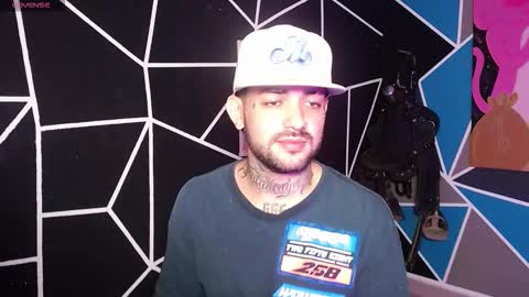 Snapshot of nicolas_torres99 chatting on 11/05/25, 07:03 nicolas online show from 11/05/25, 07:03