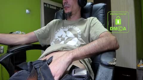 L. Nicolas online show from 12/04/25, 05:50