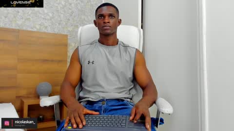 Snapshot of nicolaskan chatting on 12/05/24, 01:28 Nicolas online show from 12/05/24, 01:28