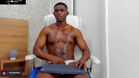 Snapshot of nicolaskan chatting on 12/06/24, 03:44 Nicolas online show from 12/06/24, 03:44