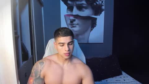 Snapshot of nicolasmuscle chatting on 02/04/26, 06:19 Andres online show from 02/04/26, 06:19