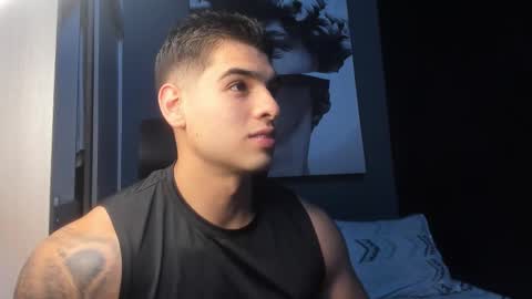 Snapshot of nicolasmuscle chatting on 02/23/26, 10:18 Andres online show from 02/23/26, 10:18