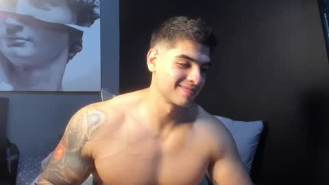 Snapshot of nicolasmuscle chatting on 03/02/26, 05:08 Andres online show from 03/02/26, 05:08