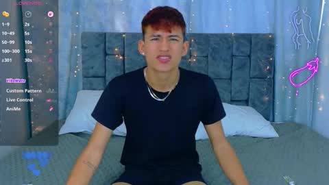 nicolastorres__ online show from 03/25/26, 08:04