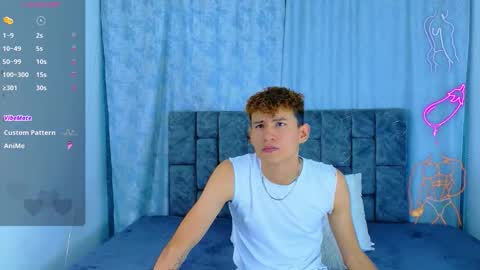 nicolastorres__ online show from 05/18/26, 03:02