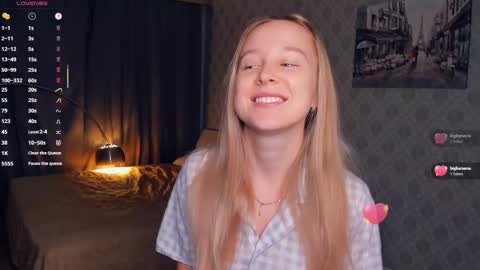 Snapshot of nicolavanderbie chatting on 11/03/25, 06:09 Nicoletta online show from 11/03/25, 06:09